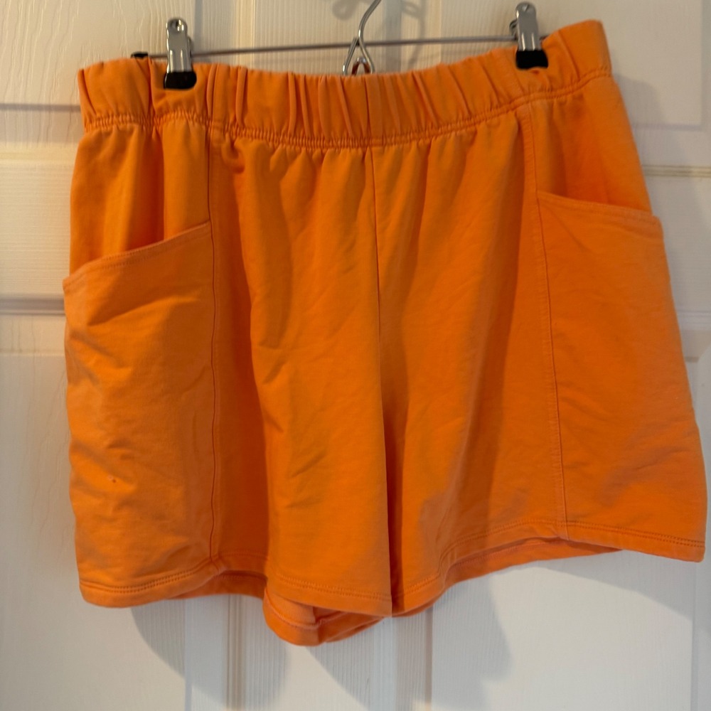 AnyBody Lounge Shorts Women Medium Orange Elastic Waist Pockets French Terry